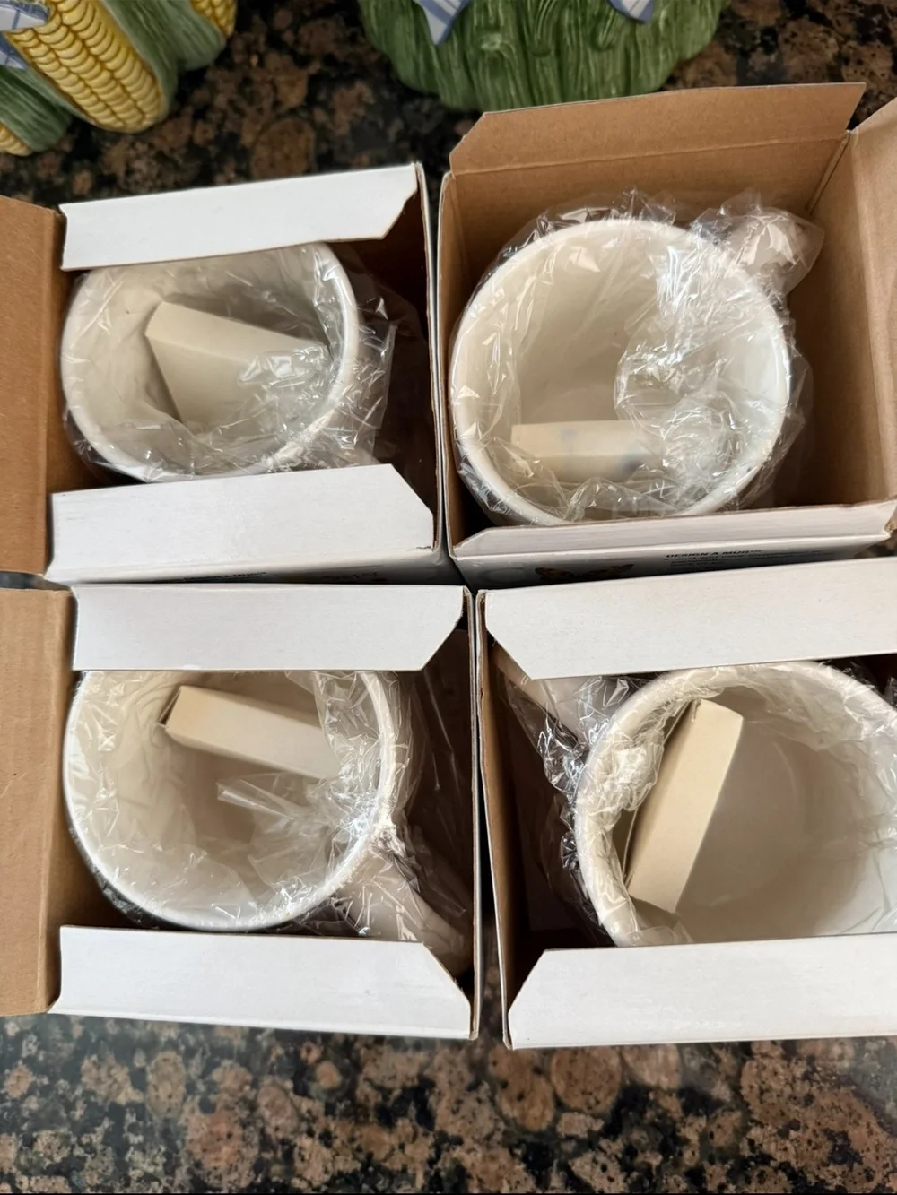 Vintage Design A Mug. A set of four boxes. Total 4 cups